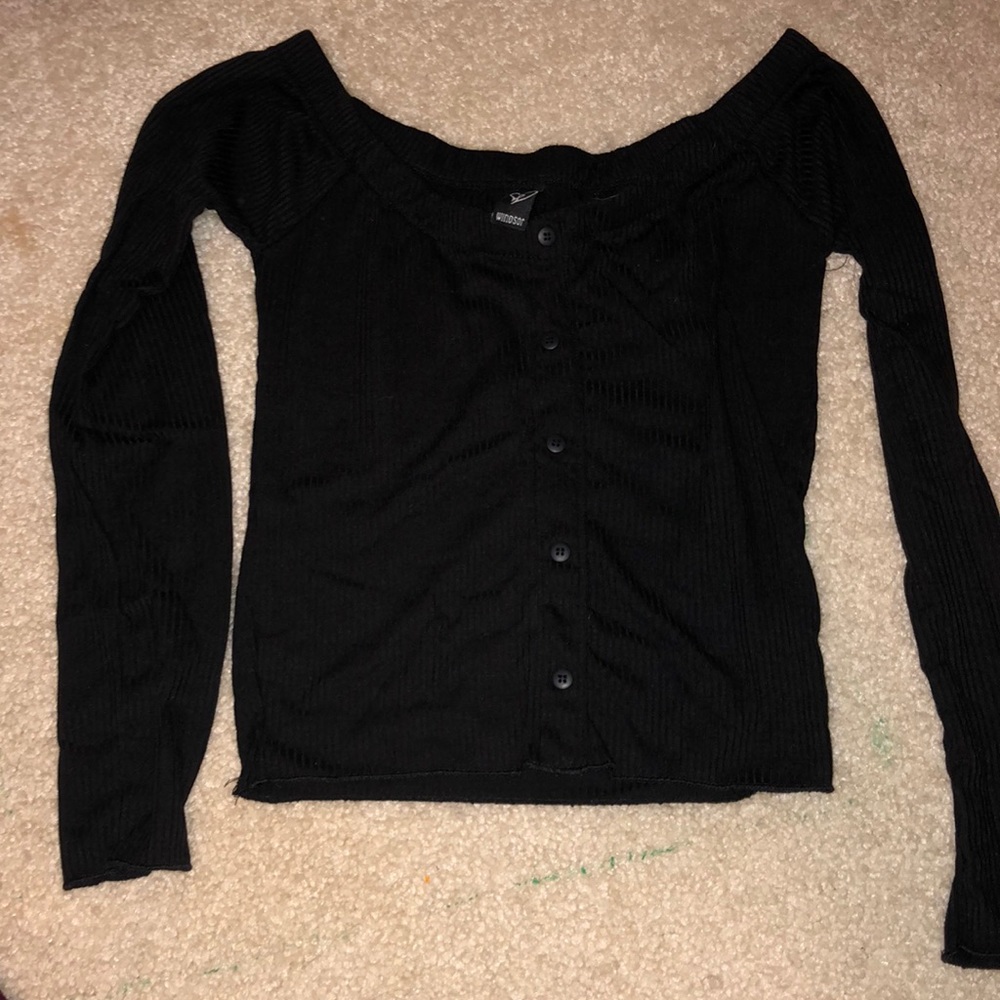 Long sleeve button up off the shoulder crop top